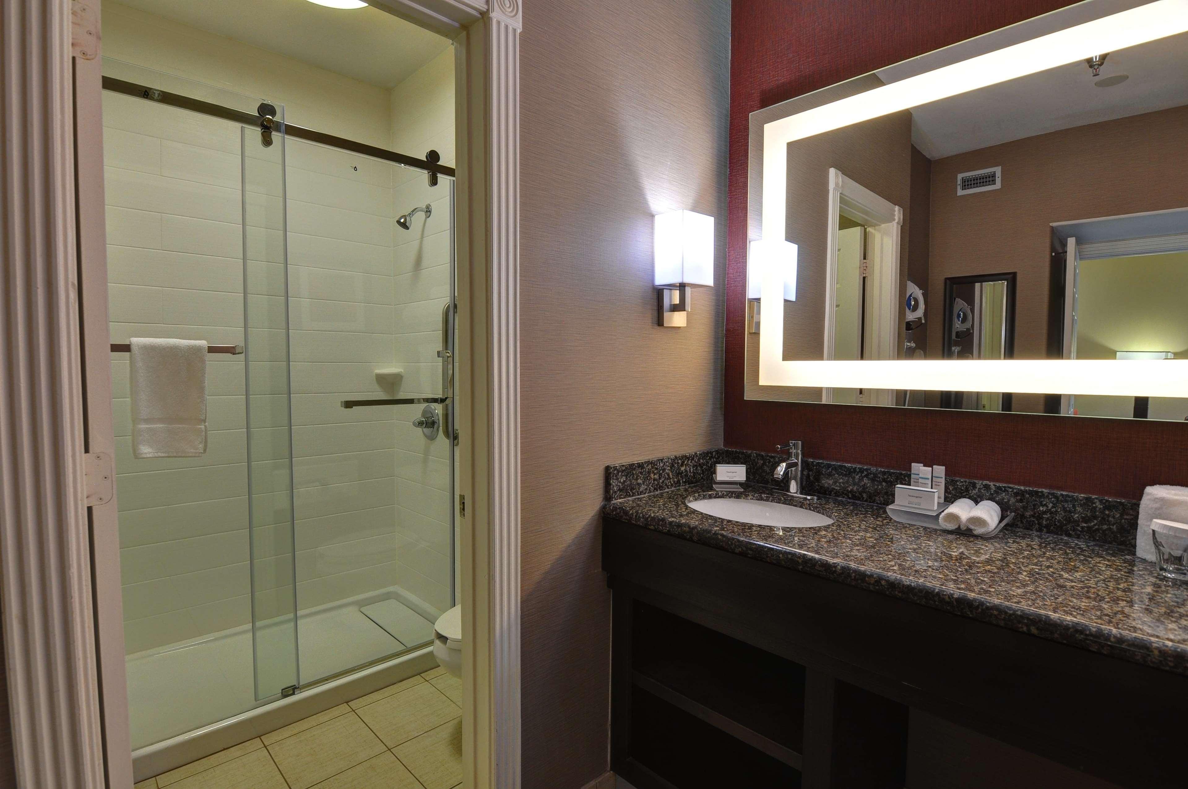 Homewood Suites By Hilton- Лонгвю Екстериор снимка
