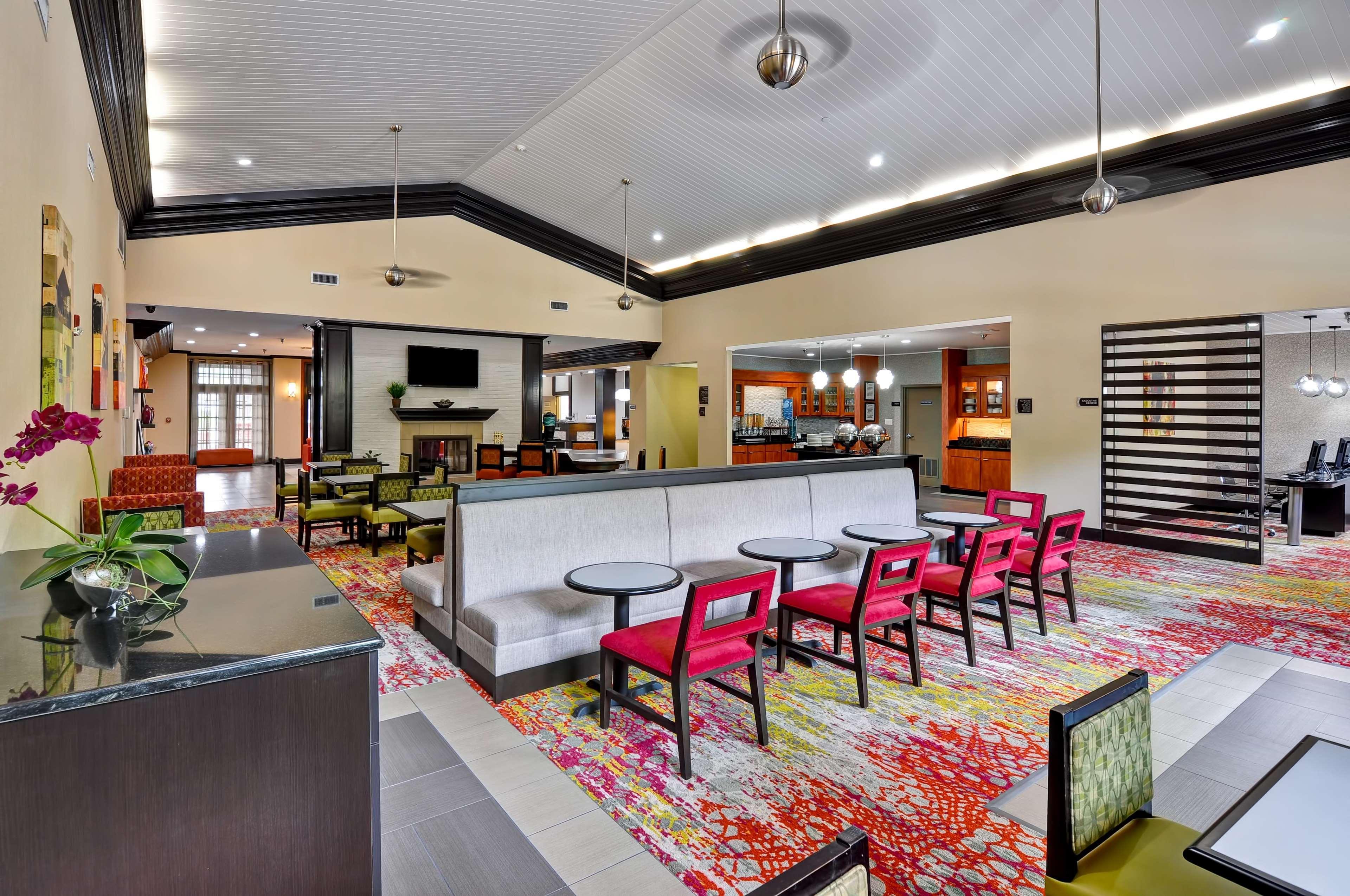 Homewood Suites By Hilton- Лонгвю Екстериор снимка