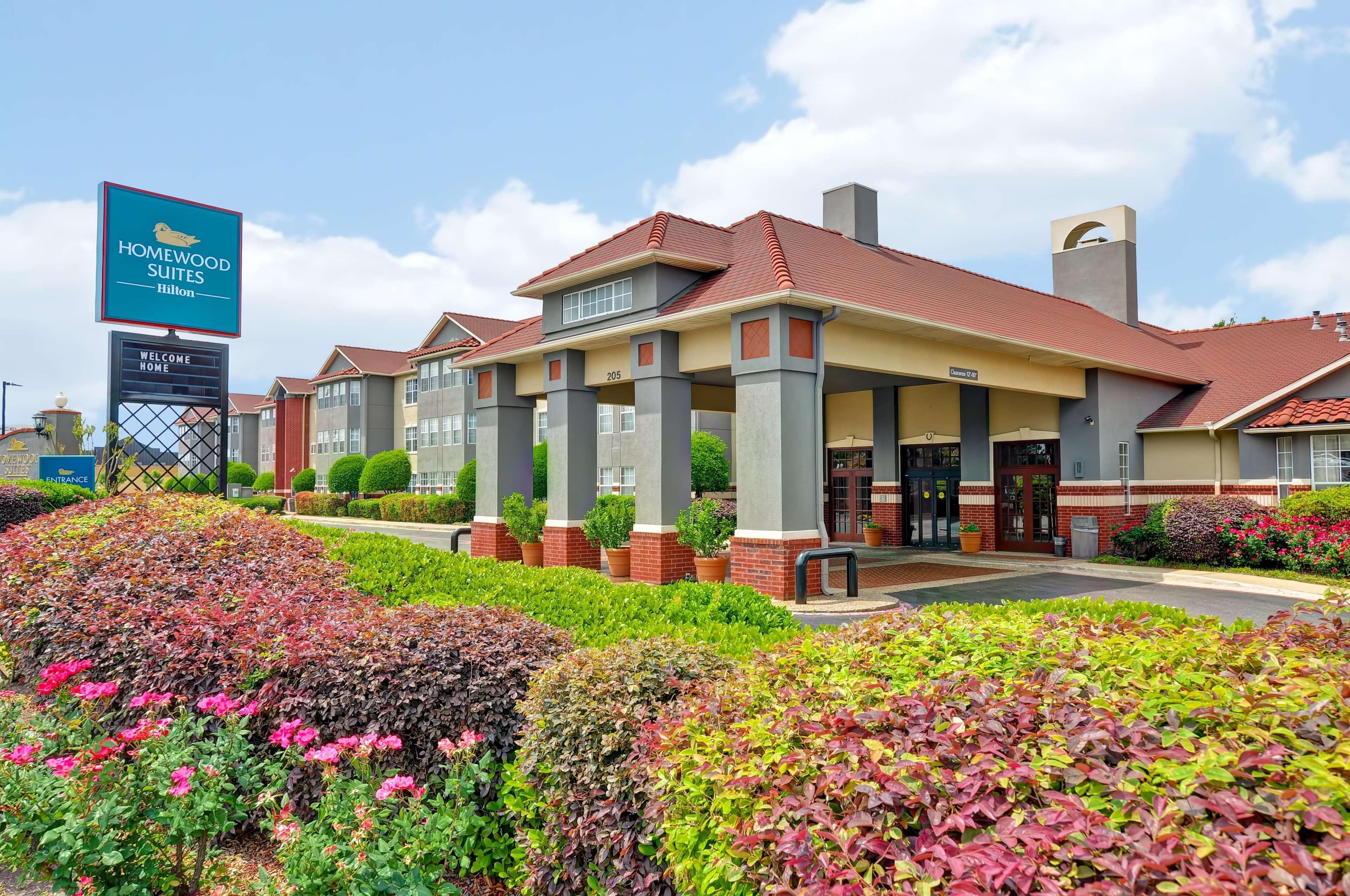Homewood Suites By Hilton- Лонгвю Екстериор снимка