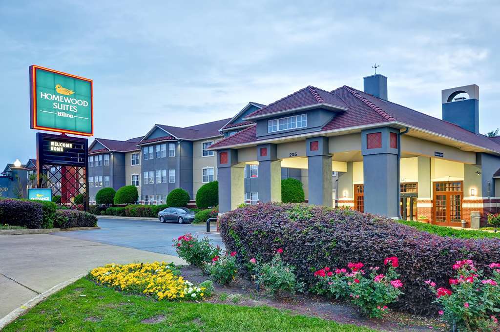 Homewood Suites By Hilton- Лонгвю Екстериор снимка